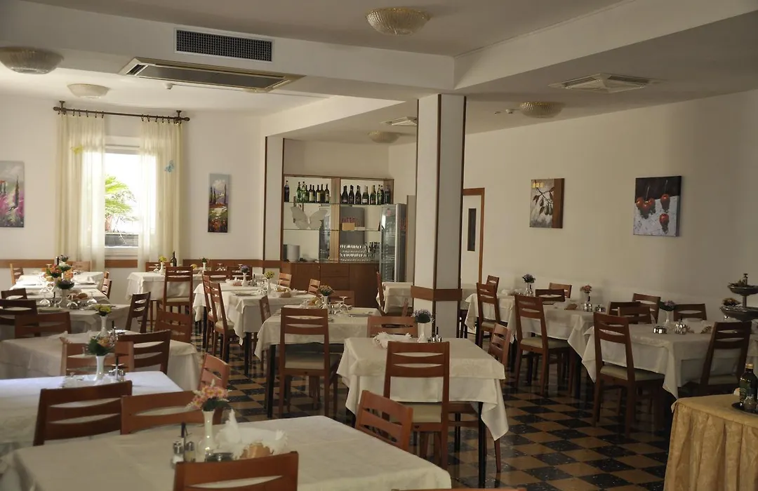 Albergo Larenzia-1